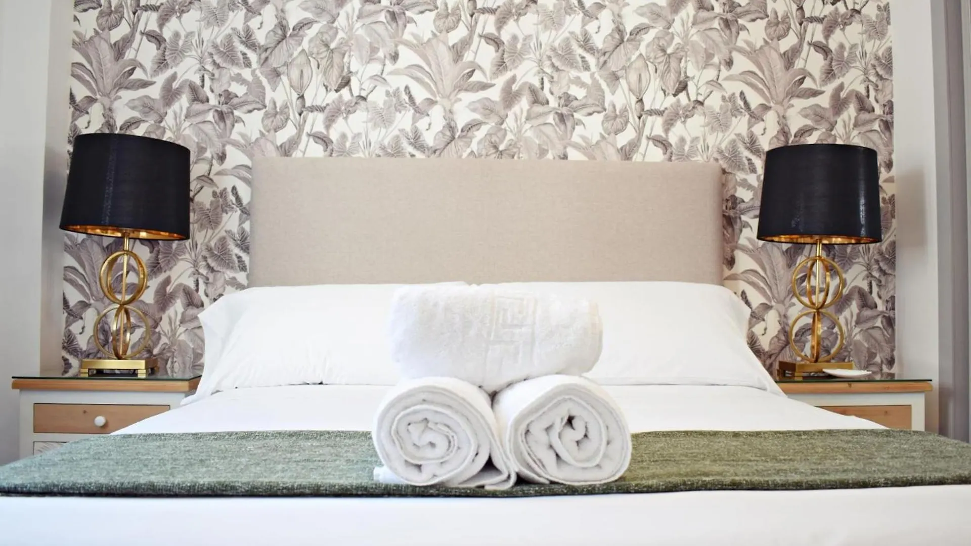 Precioso Apartamento De Tres Dormitorios Málaga