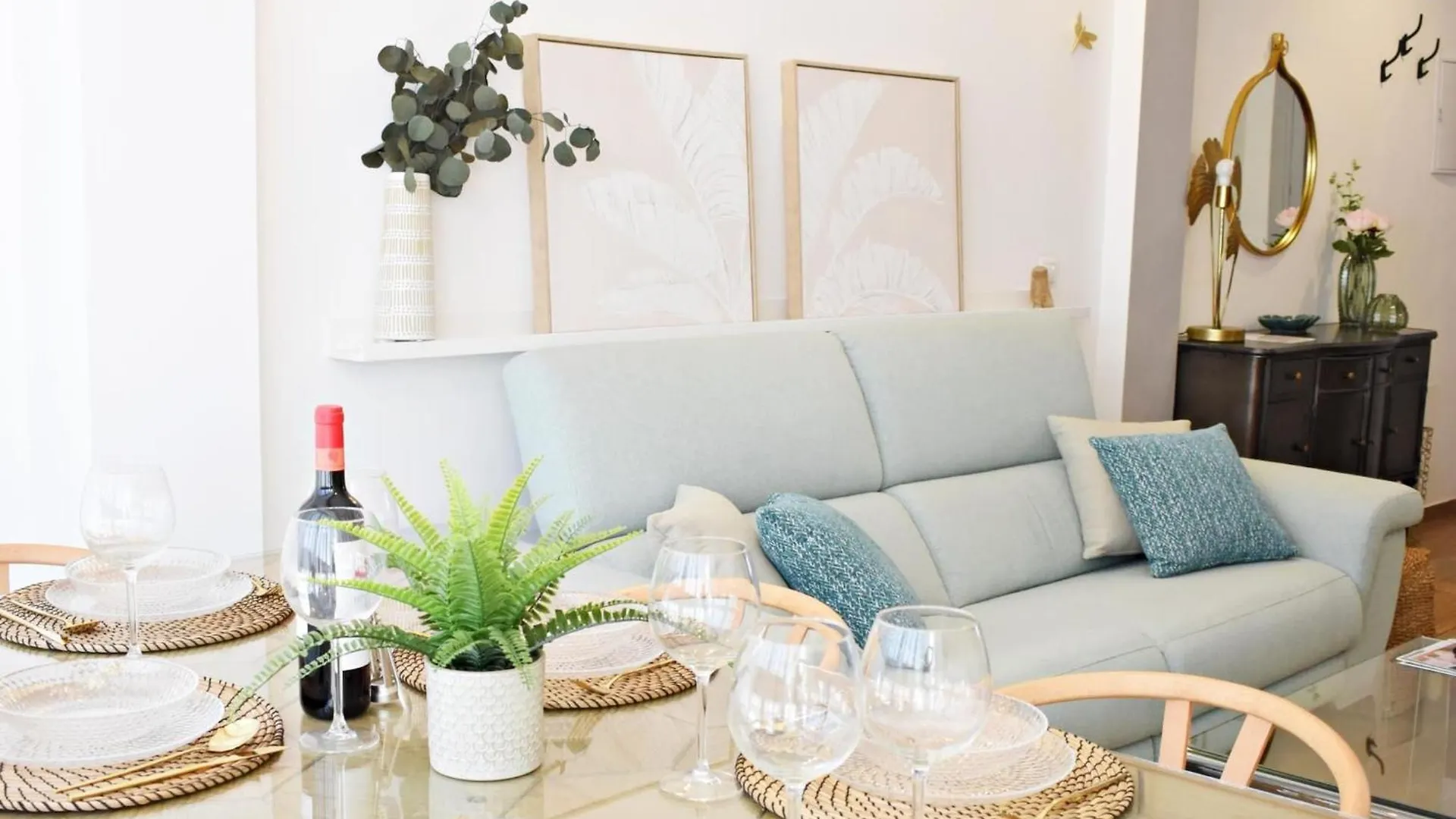 Precioso Apartamento De Tres Dormitorios Málaga